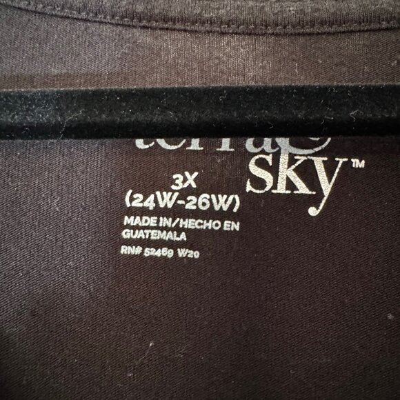 ✨Three Terra & Sky Classic Crewneck T-Shirts – 3X (24W–26W) ✨ - Picture 5 of 6